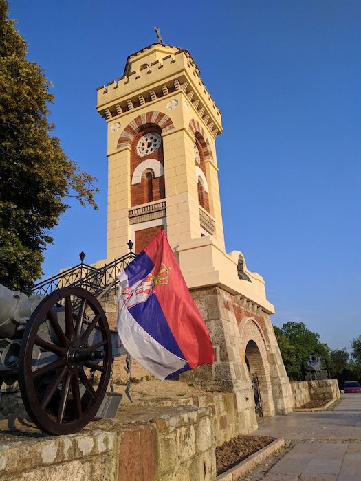 Памятник на горе Чегар
