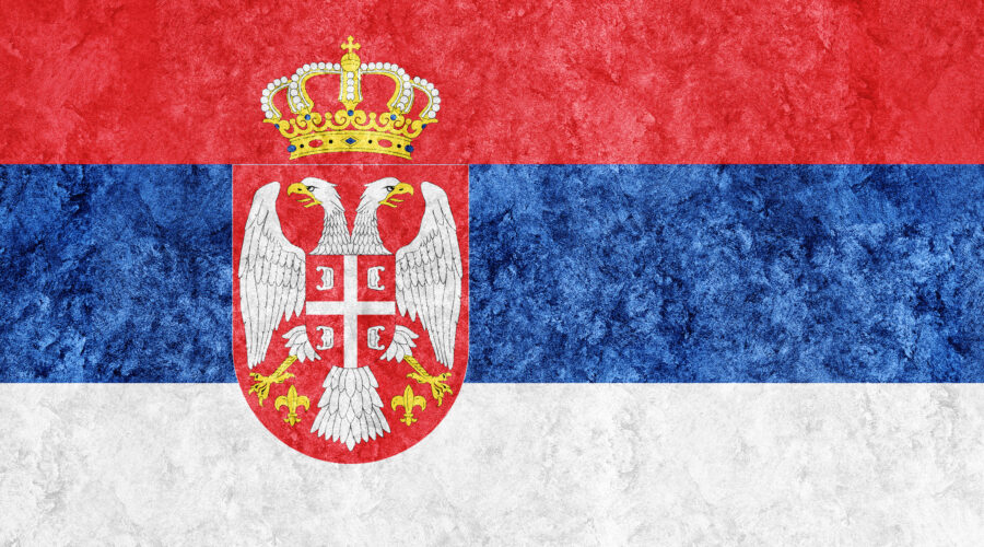 Флаг Сербии с гербом
